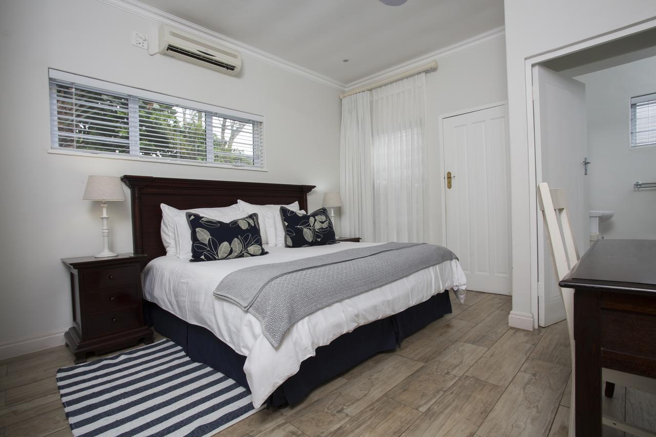 Ocean Hideaway Bed And Breakfast Amanzimtoti Exterior photo
