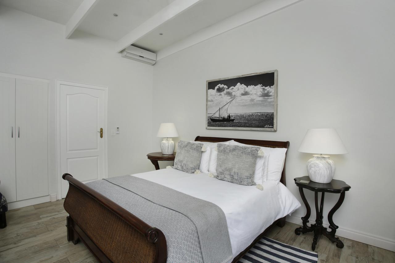Ocean Hideaway Bed And Breakfast Amanzimtoti Exterior photo